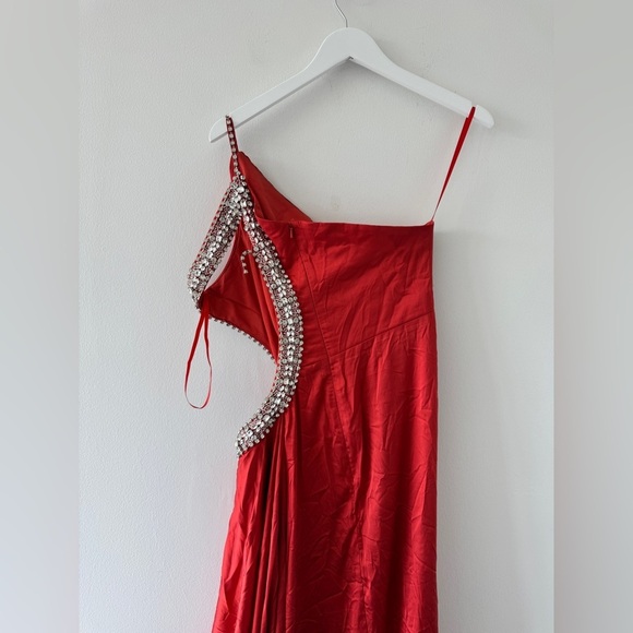 MAC DUGGAL Red Jewel Embellished Side Cut Out A Line Gown in Red 8 - Picture 9 of 12